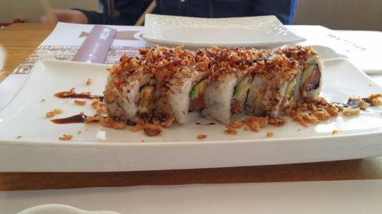 asian noodles & sushi